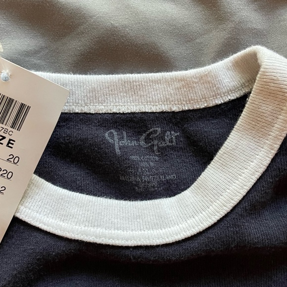 Brandy Melville shirt - Picture 3 of 5